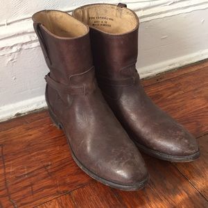 Frye Lindsay Plate Short Leather Boots